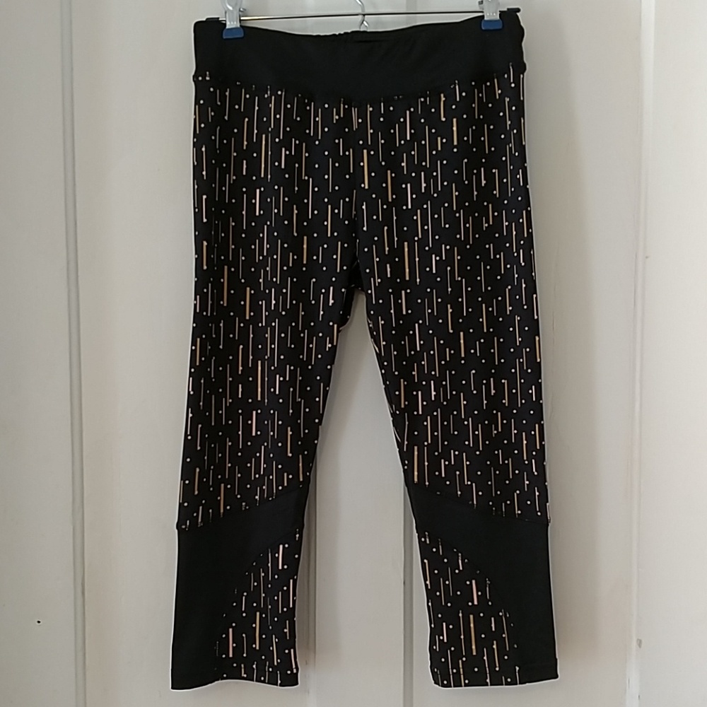 🎀 VR yoga pants Sz M